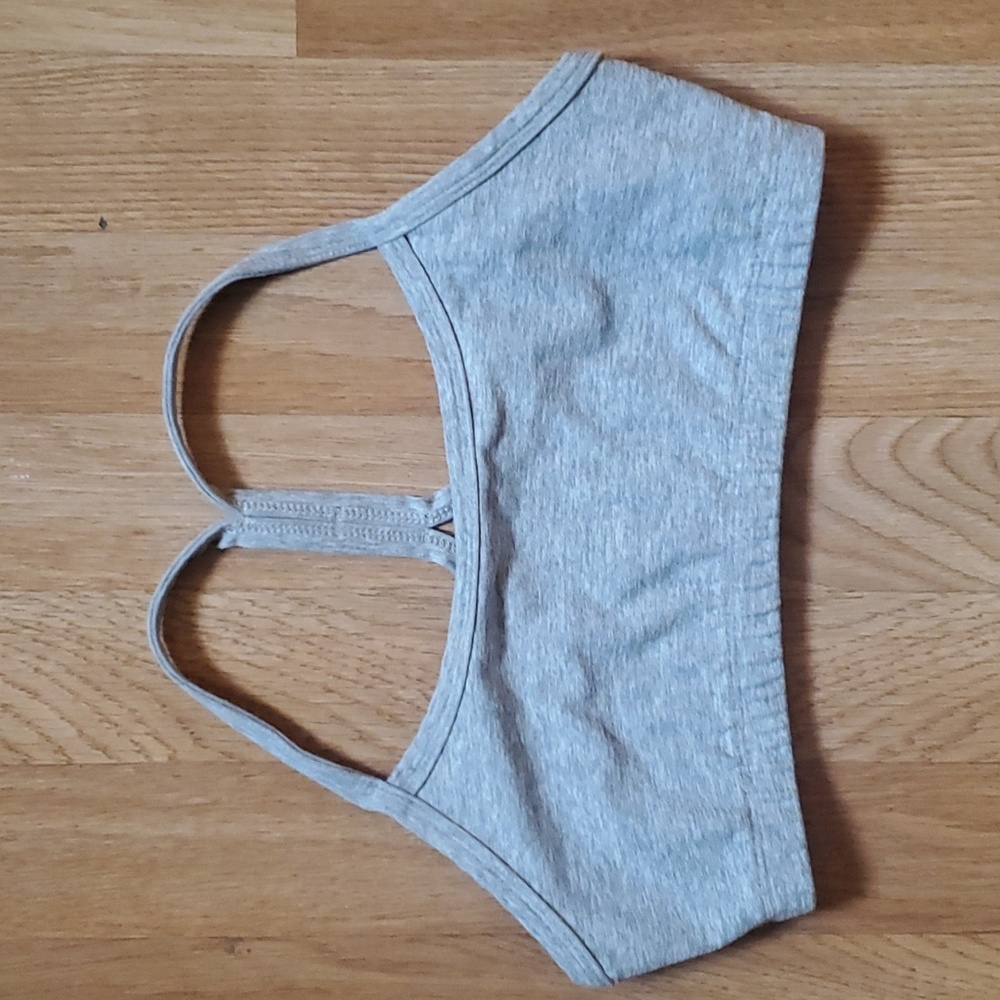 Beyond Yoga Spacedye Slim Racerback Sports Bra size S Silver Mist